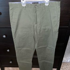 Banana Republic - Mason Chino - 35x32